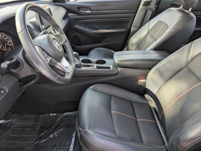 2022 Nissan Altima 2.0 SR Sedan