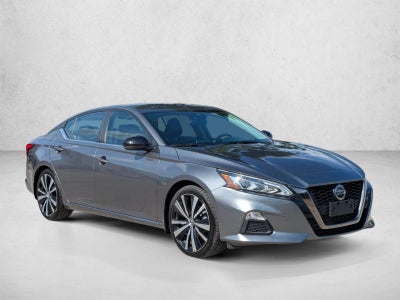 2022 Nissan Altima 2.0 SR Sedan