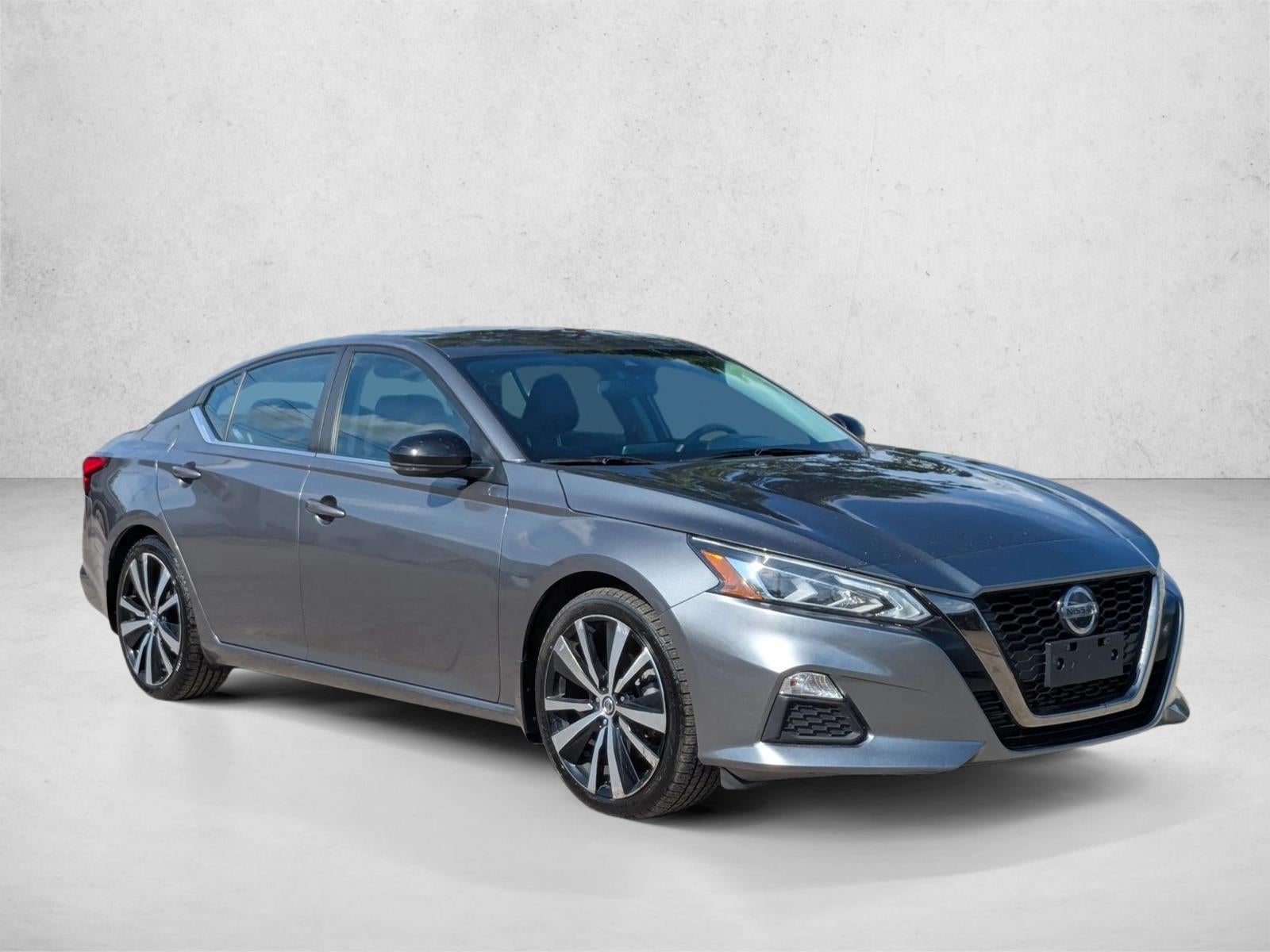 2022 Nissan Altima 2.0 SR Sedan