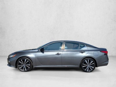 2022 Nissan Altima 2.0 SR Sedan