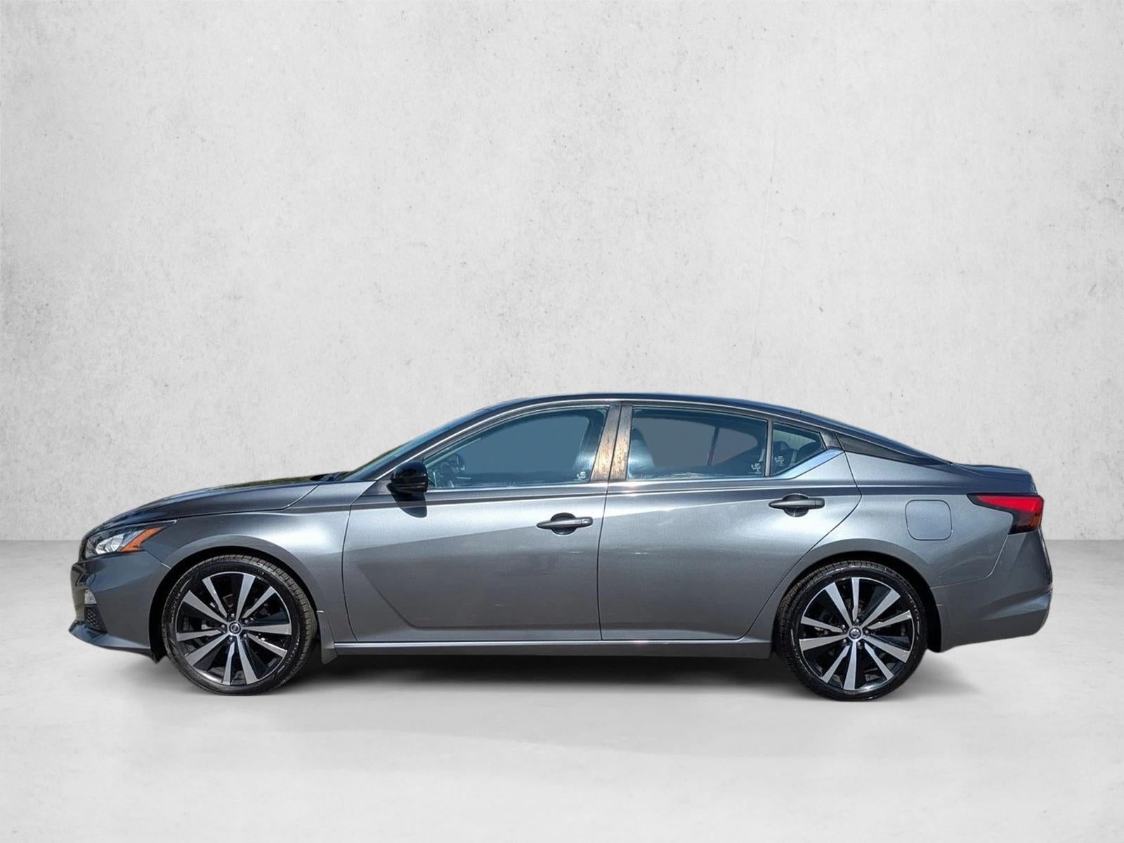 2022 Nissan Altima 2.0 SR Sedan