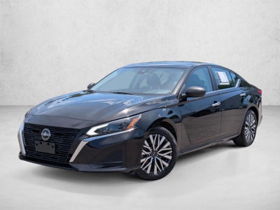 2024 Nissan Altima 2.5 SV Sedan