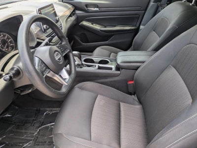 2024 Nissan Altima 2.5 SV Sedan