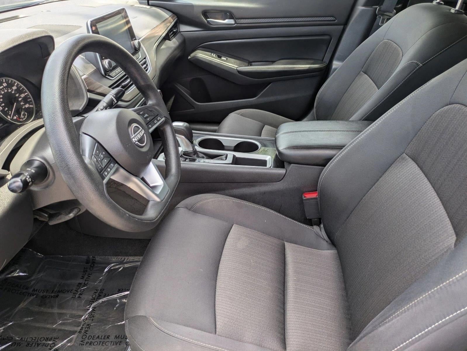 2024 Nissan Altima 2.5 SV Sedan