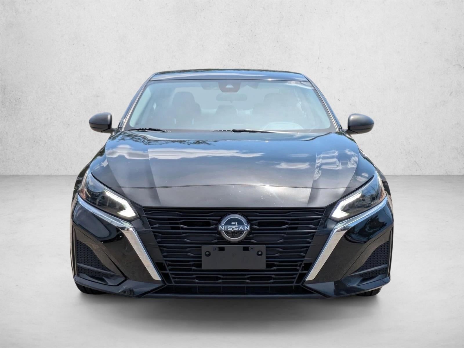2024 Nissan Altima 2.5 SV Sedan
