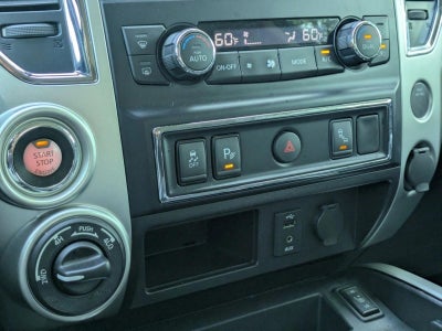 2018 Nissan Titan 4x4 Crew Cab SL