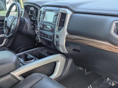 2018 Nissan Titan 4x4 Crew Cab SL