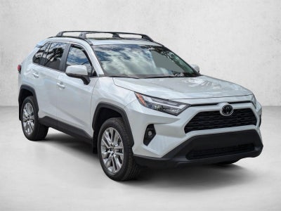 2025 Toyota RAV4 XLE Premium FWD (Natl)