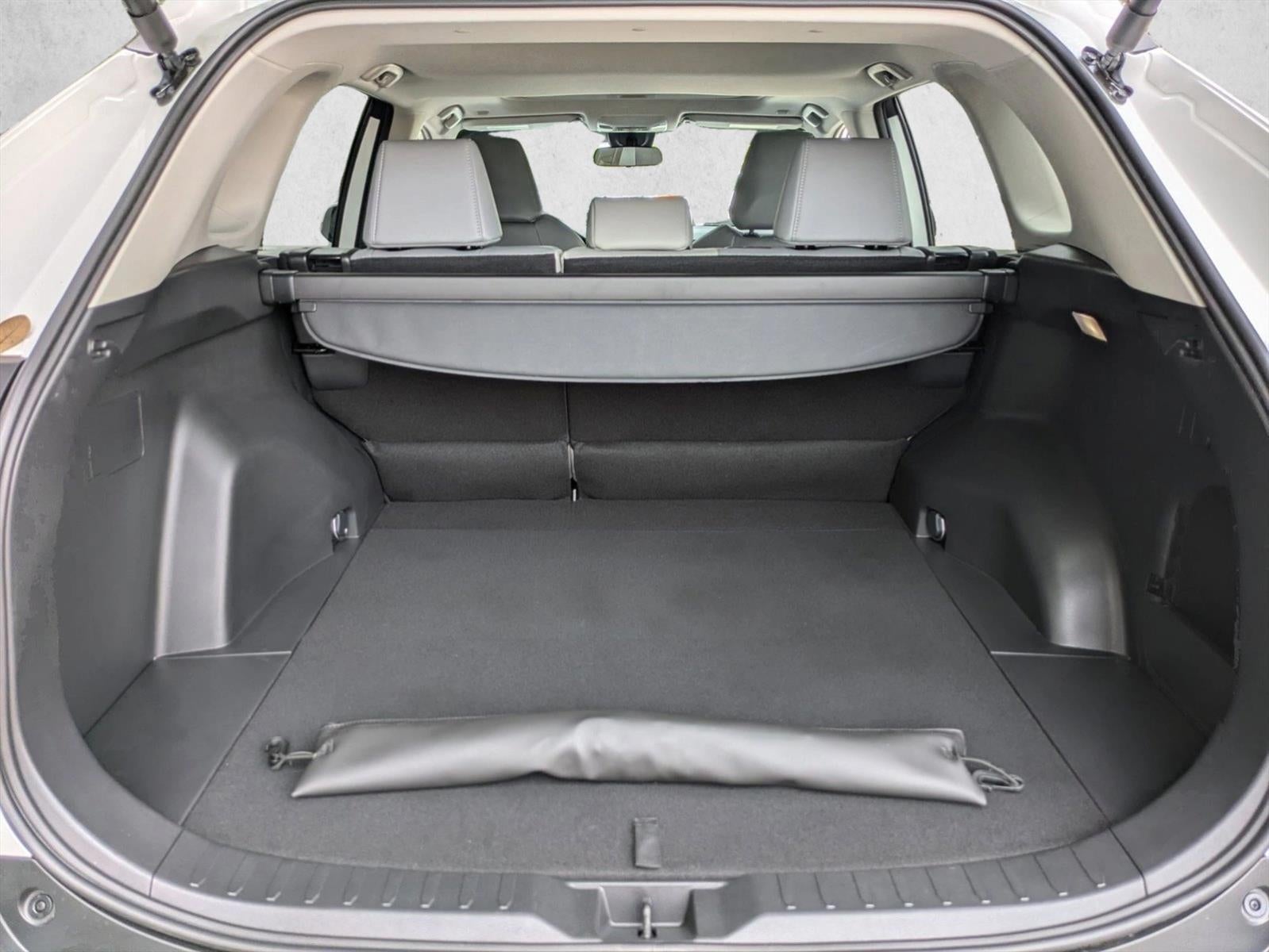 2025 Toyota RAV4 XLE Premium FWD (Natl)