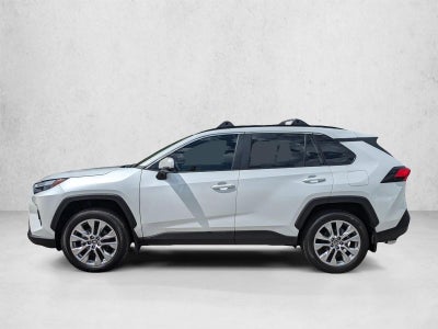 2025 Toyota RAV4 XLE Premium FWD (Natl)