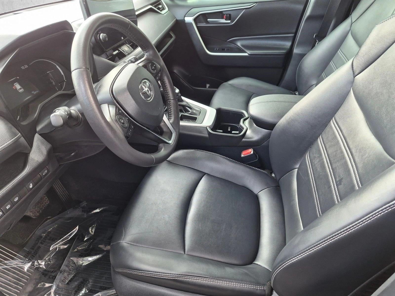 2025 Toyota RAV4 XLE Premium FWD (Natl)