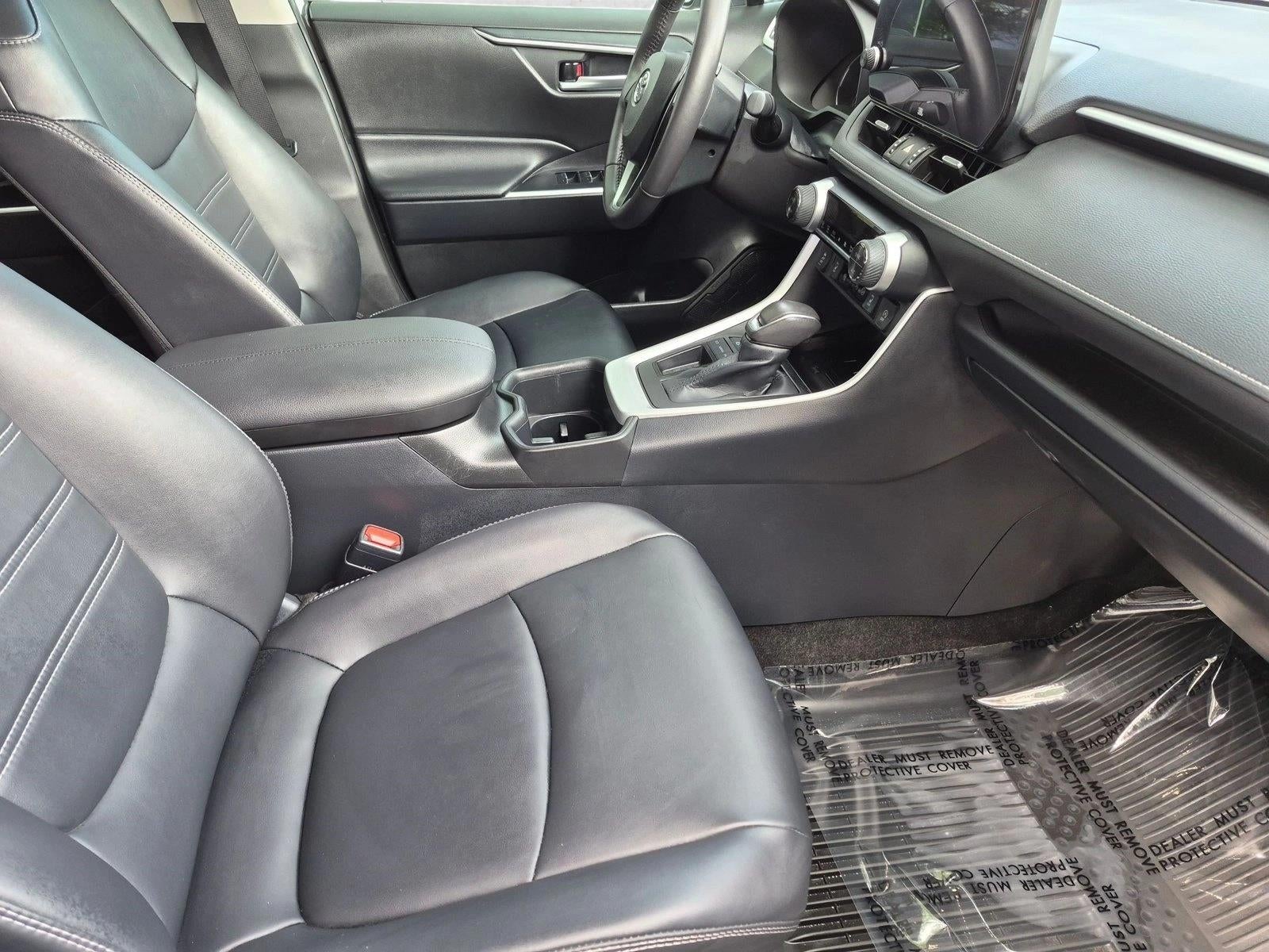 2025 Toyota RAV4 XLE Premium FWD (Natl)