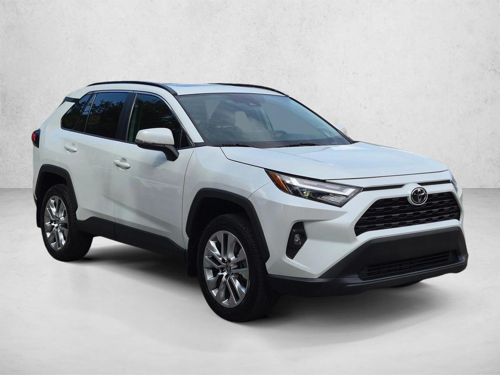 2025 Toyota RAV4 XLE Premium FWD (Natl)