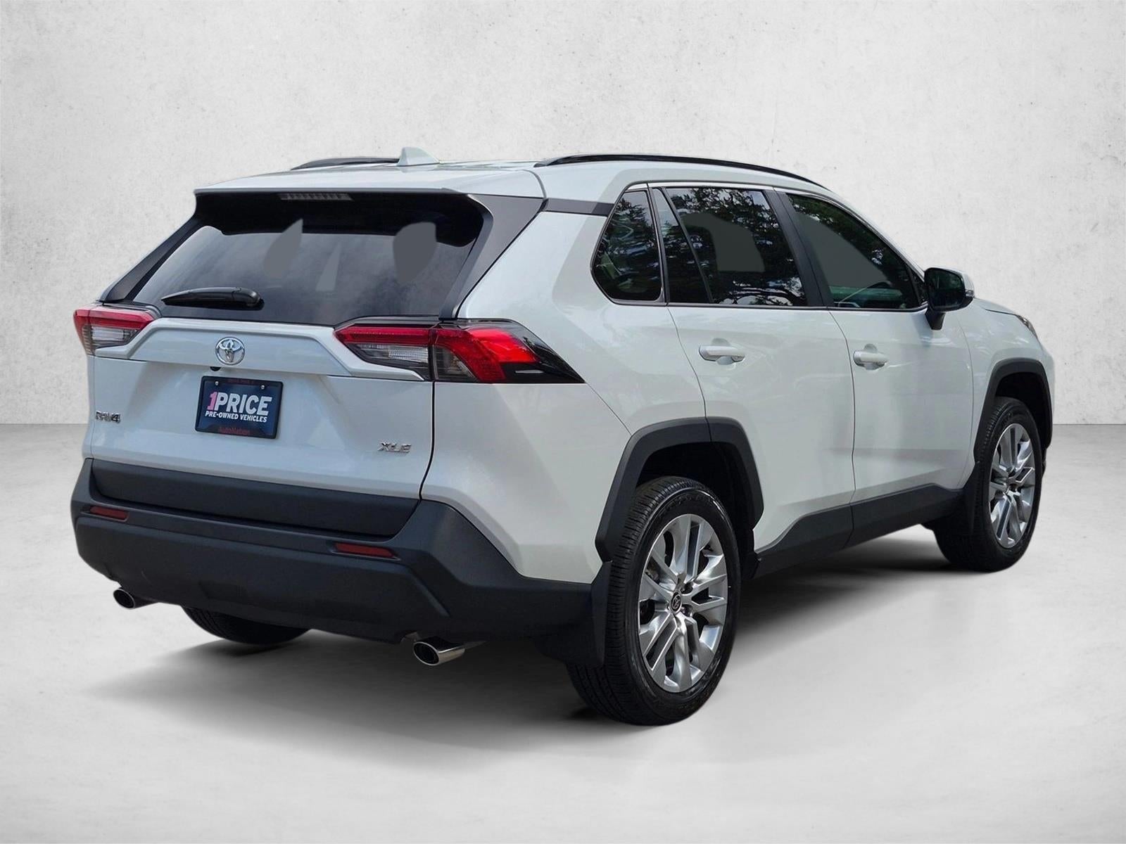 2025 Toyota RAV4 XLE Premium FWD (Natl)