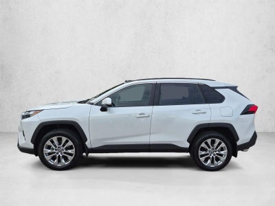 2025 Toyota RAV4 XLE Premium FWD (Natl)