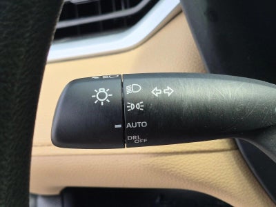 2025 Toyota RAV4 XLE FWD (Natl)