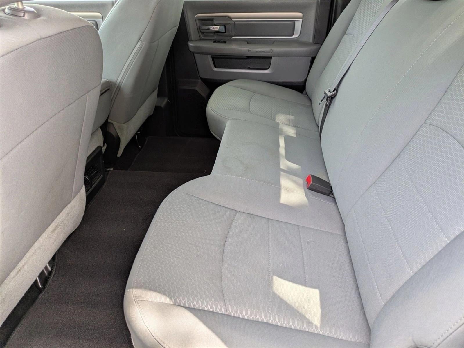 2015 RAM 2500 4WD Crew Cab 6.4 Ft Box SLT