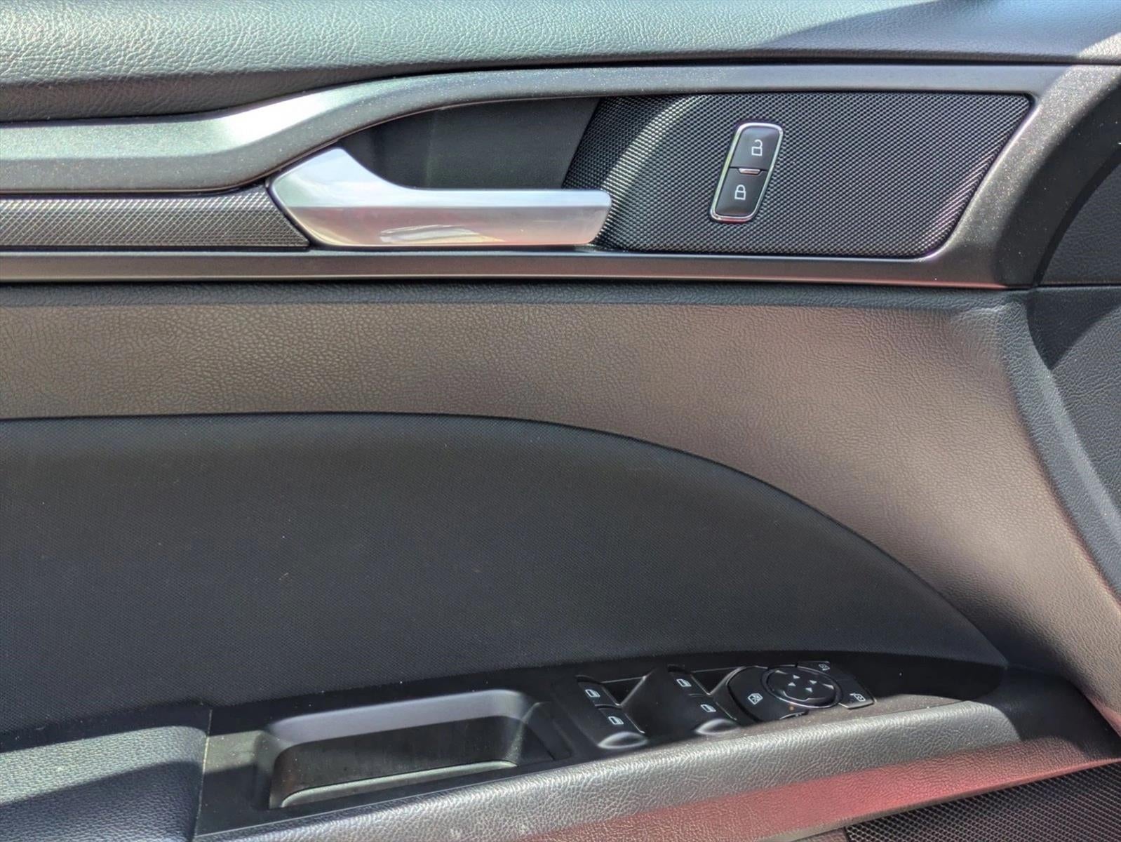 2018 Ford Fusion Hybrid SE FWD