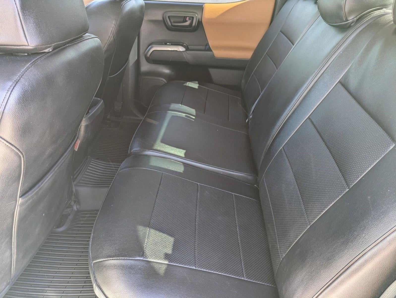 2020 Toyota Tacoma 2WD 2WD SR5 Double Cab 5' Bed V6 AT (GS)