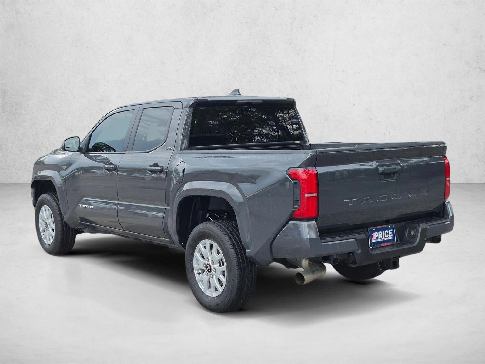 2025 Toyota Tacoma 2WD 2WD SR5 Double Cab 5' Bed AT (SE)