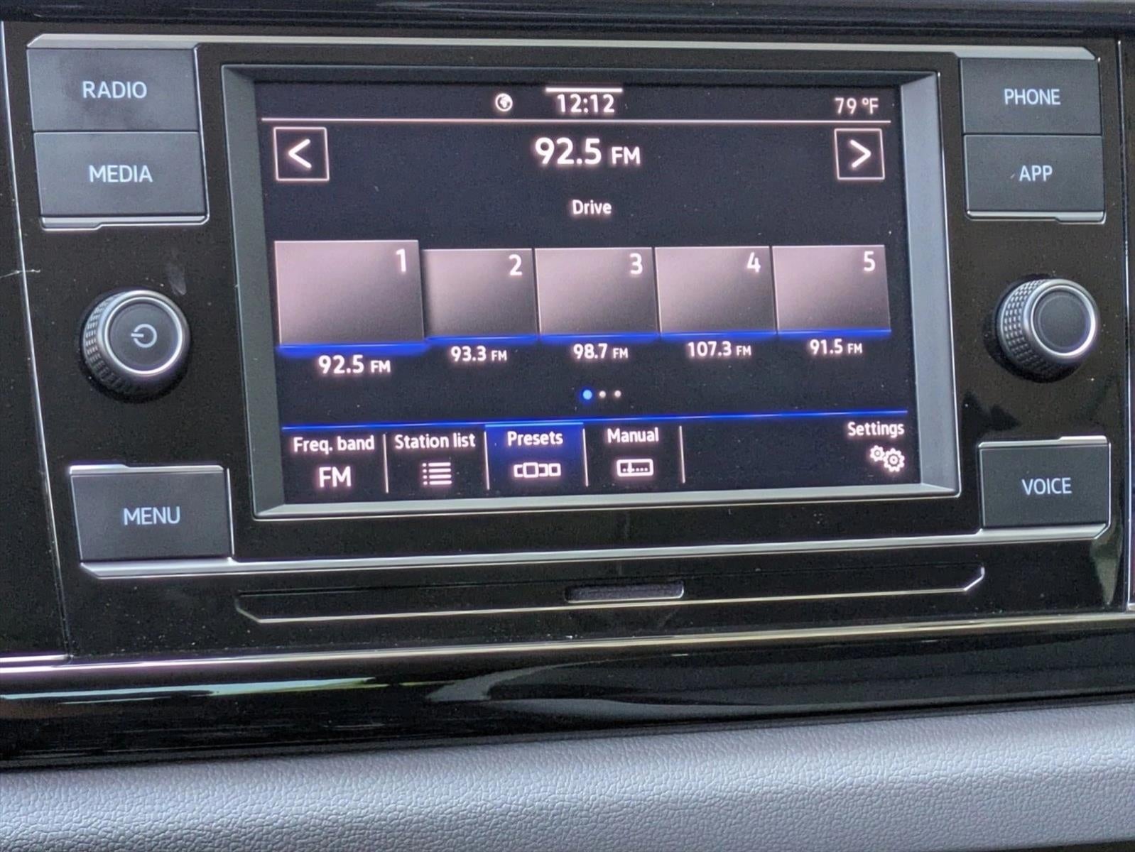 2023 Volkswagen Taos S FWD