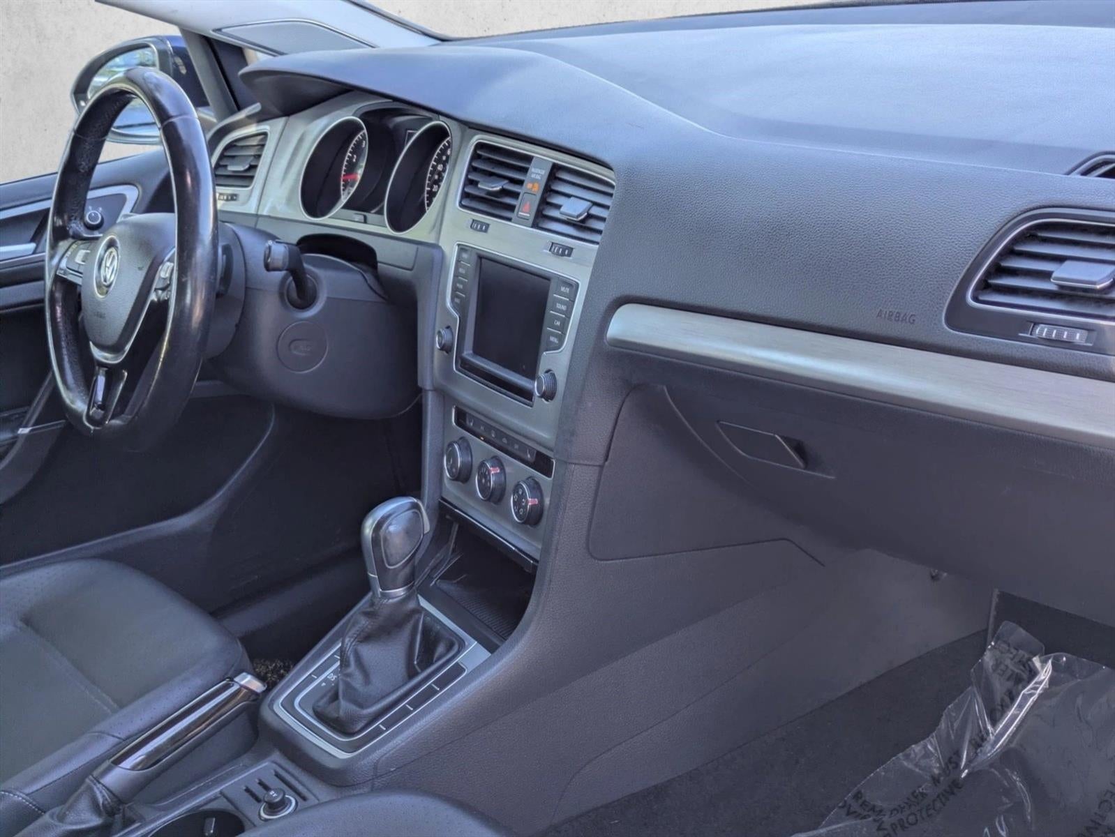 2017 Volkswagen Golf SportWagen 1.8T SE Auto