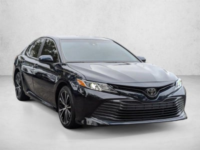 2018 Toyota Camry LE Auto (SE)