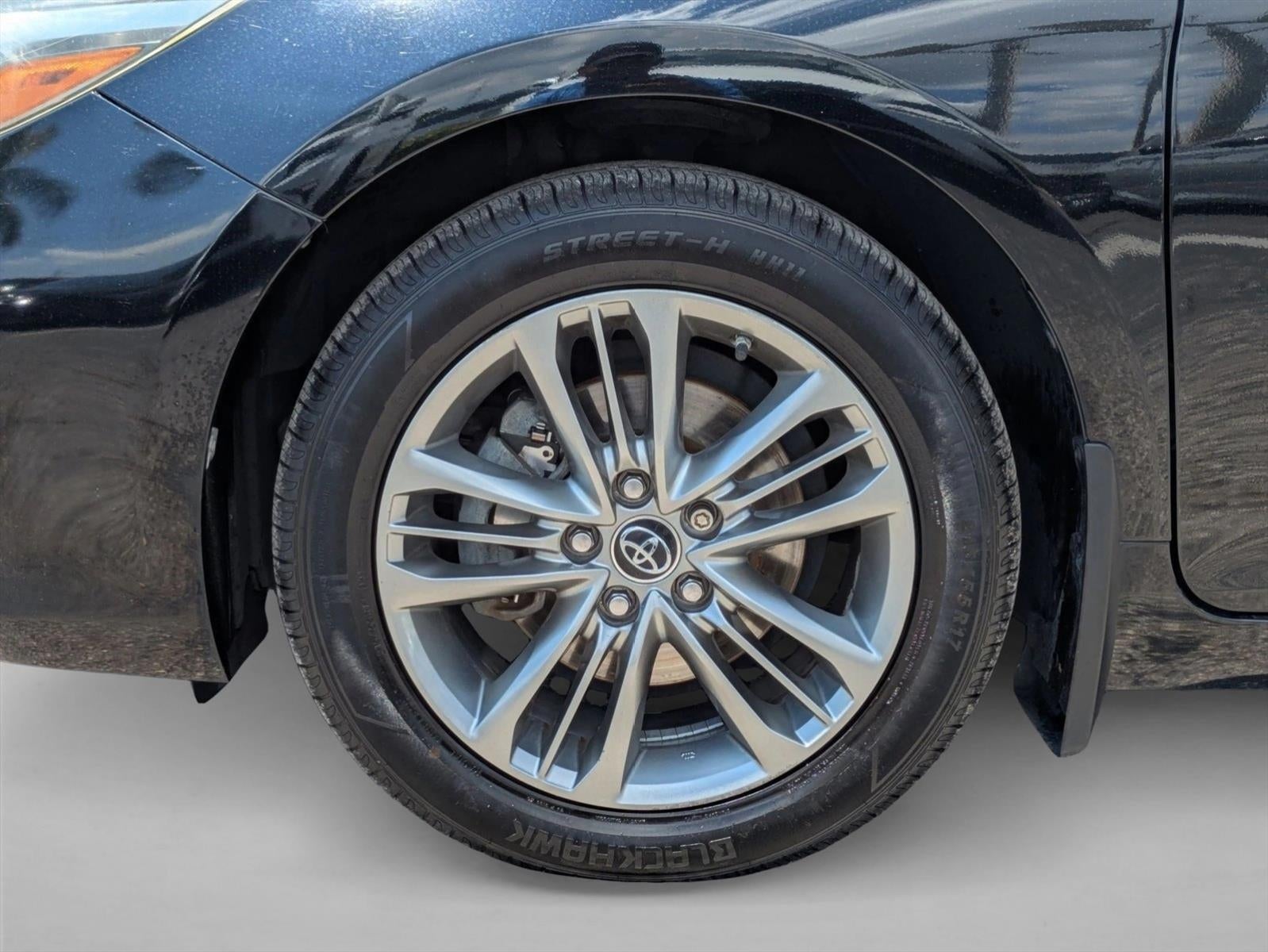 2015 Toyota Camry 4dr Sdn I4 Auto SE (SE)