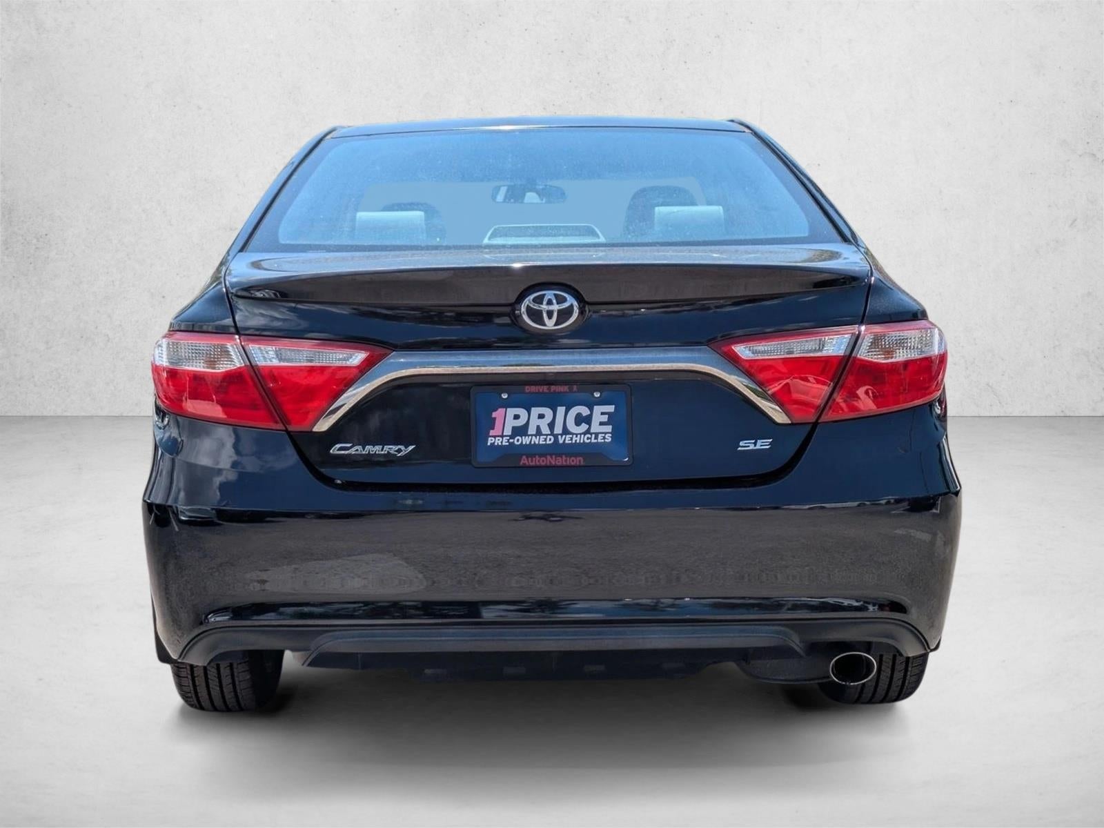 2015 Toyota Camry 4dr Sdn I4 Auto SE (SE)