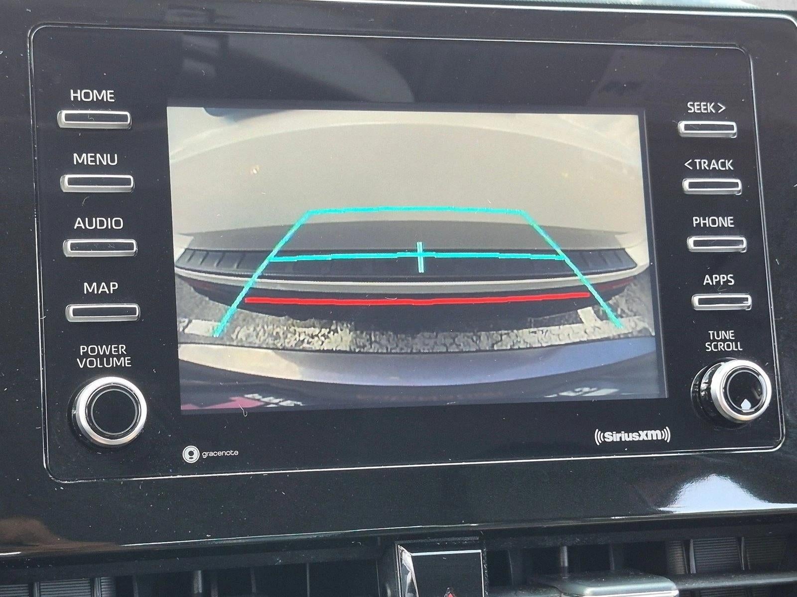 2021 Toyota Camry SE Auto (SE)