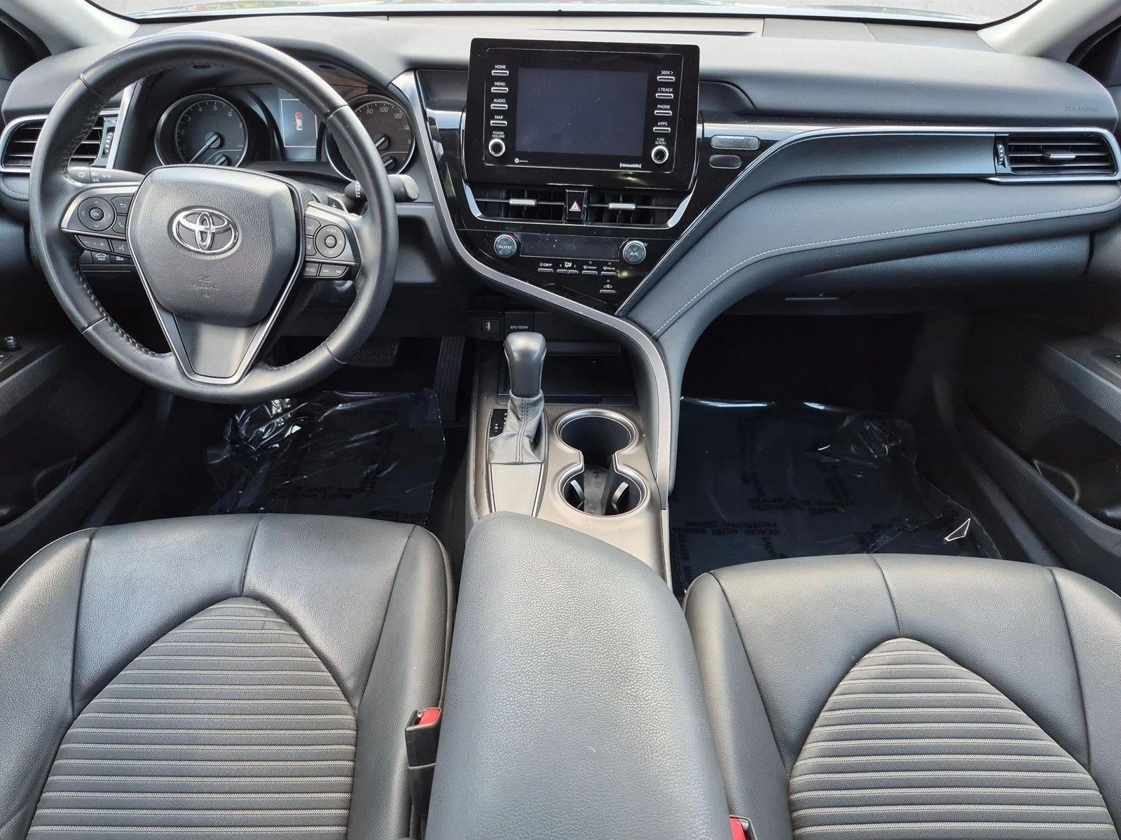 2021 Toyota Camry SE Auto (SE)