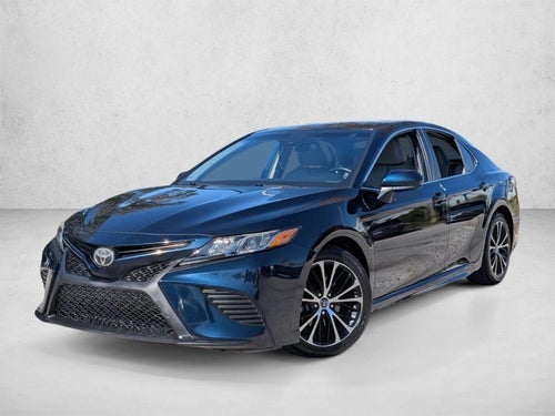 2020 Toyota Camry SE Auto (SE)