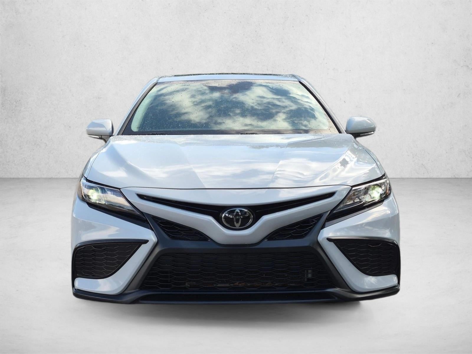2024 Toyota Camry SE Auto (SE)