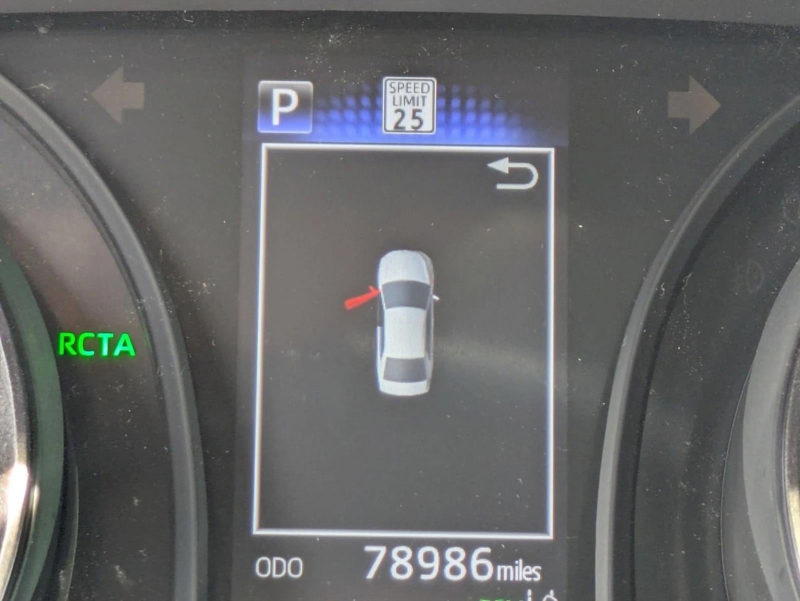 2022 Toyota Camry SE Auto (SE)