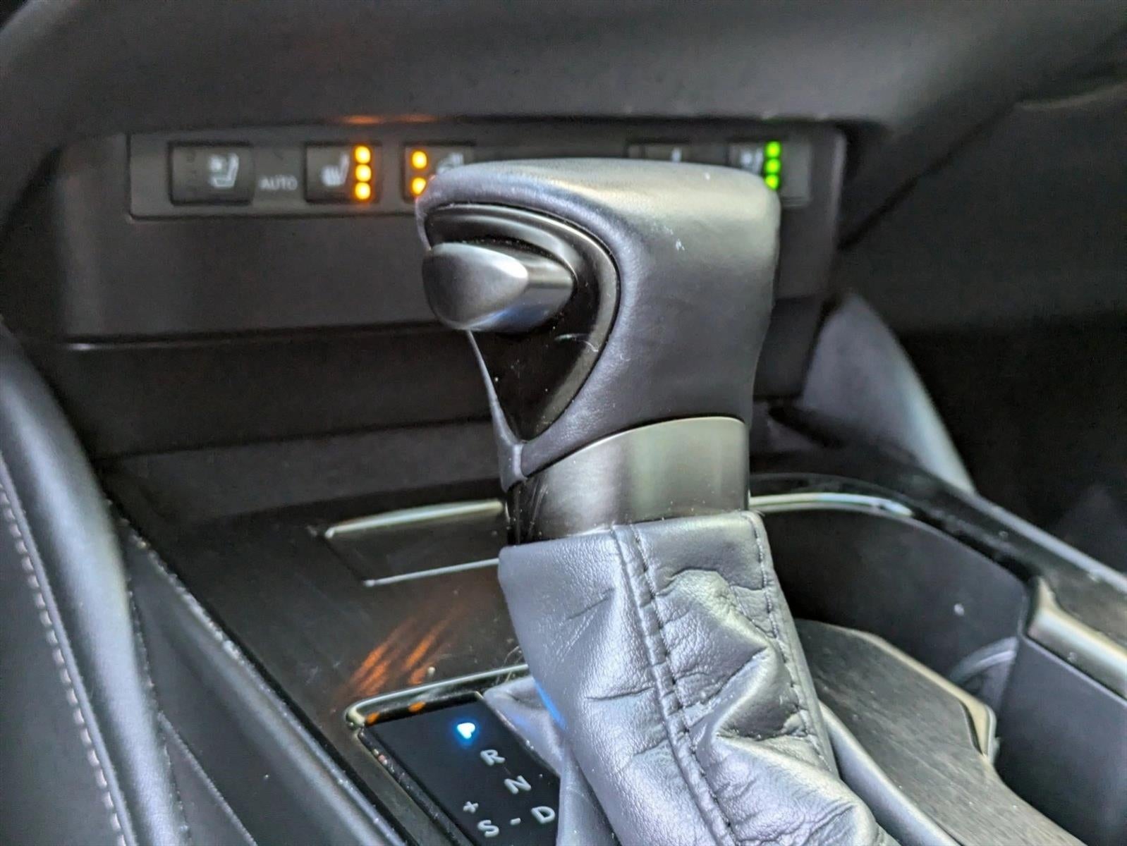 2024 Lexus ES 250 AWD