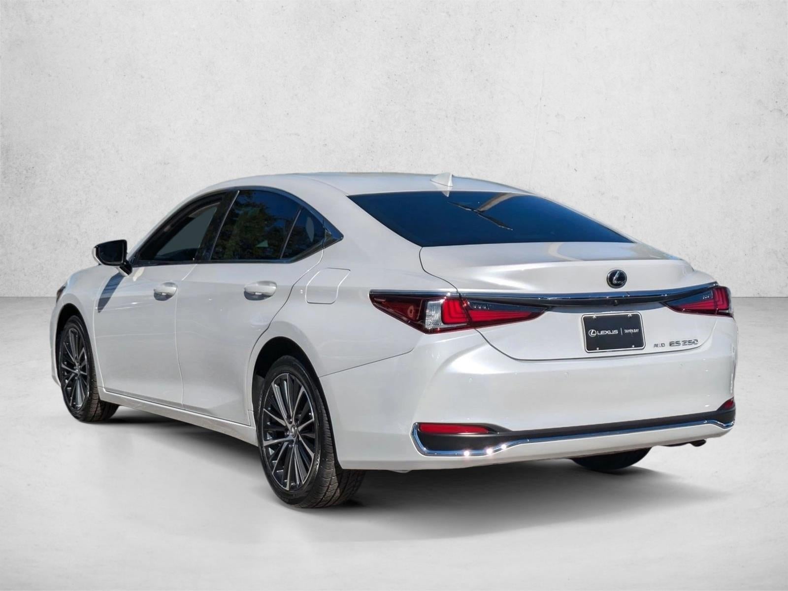 2024 Lexus ES 250 AWD
