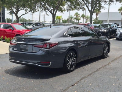 2025 Lexus ES 300h FWD