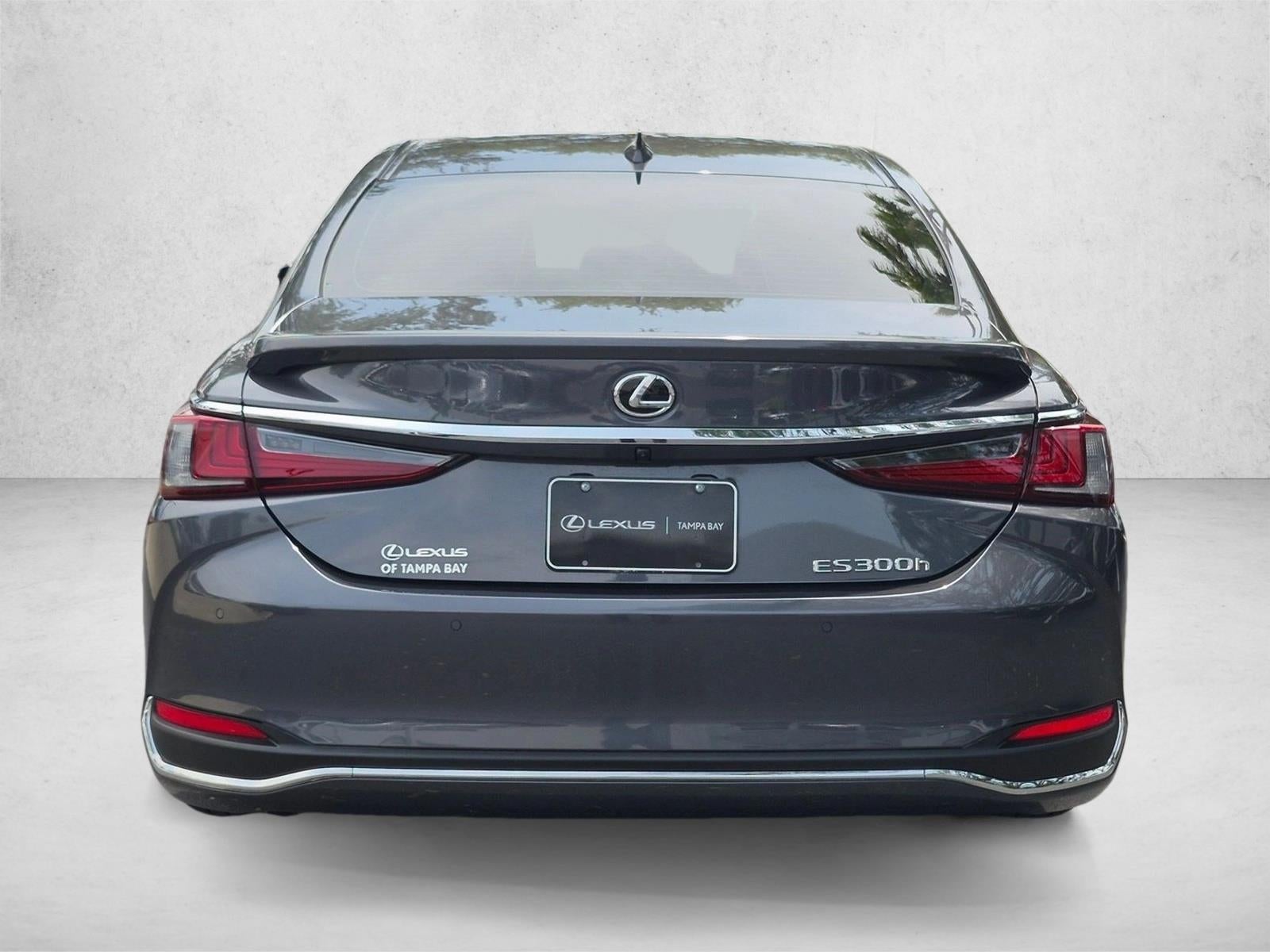 2025 Lexus ES 300h FWD