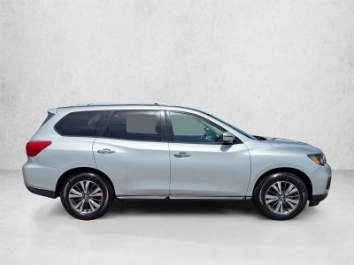2019 Nissan Pathfinder FWD SV