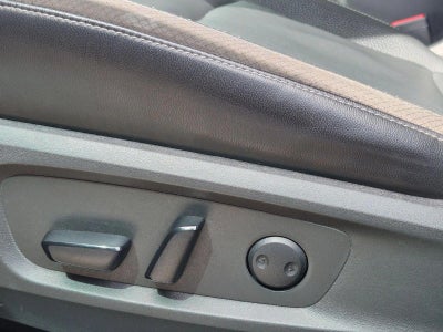 2022 Nissan Pathfinder SL 2WD