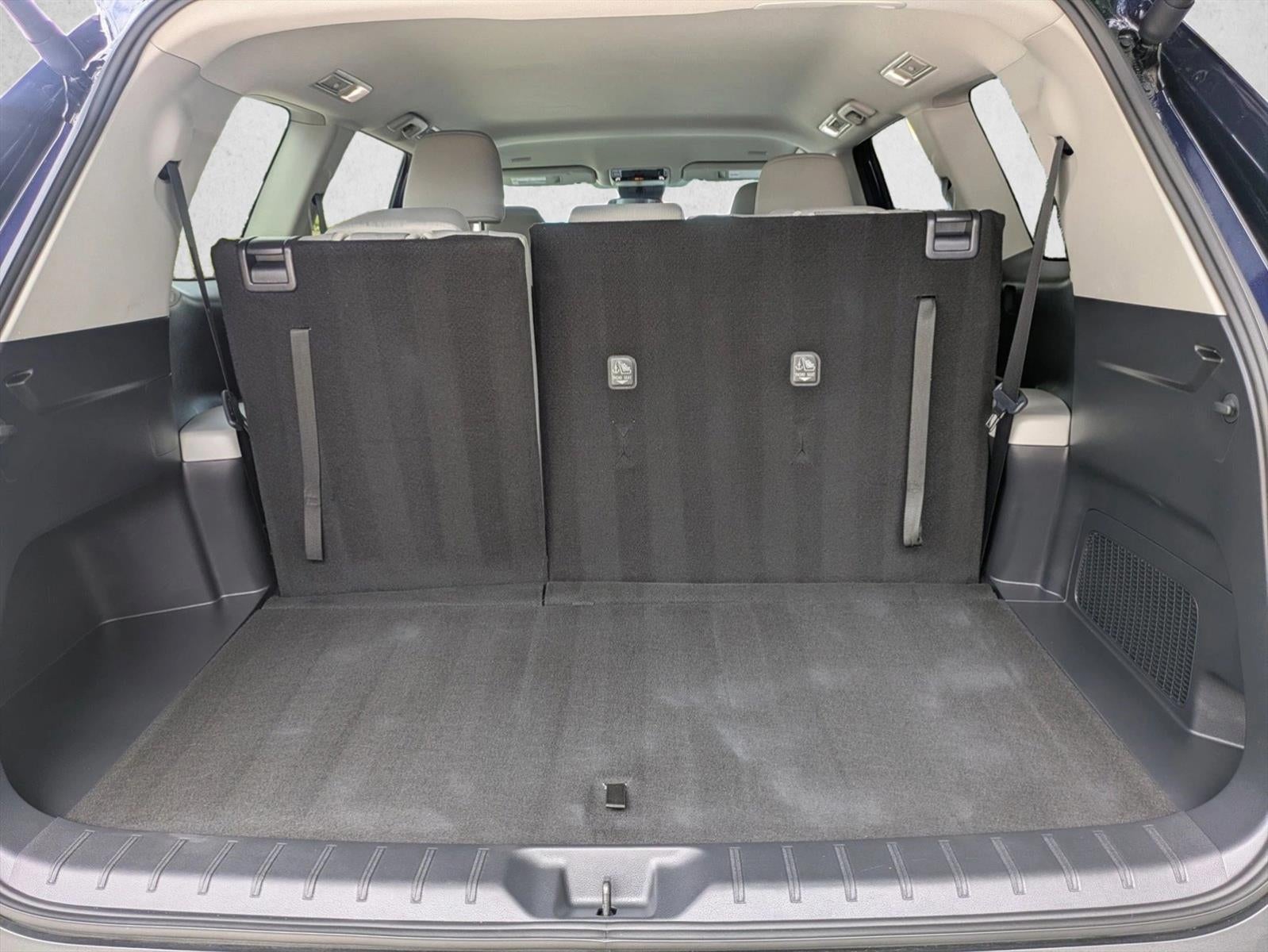 2025 Toyota Grand Highlander Hybrid LE AWD (Natl)