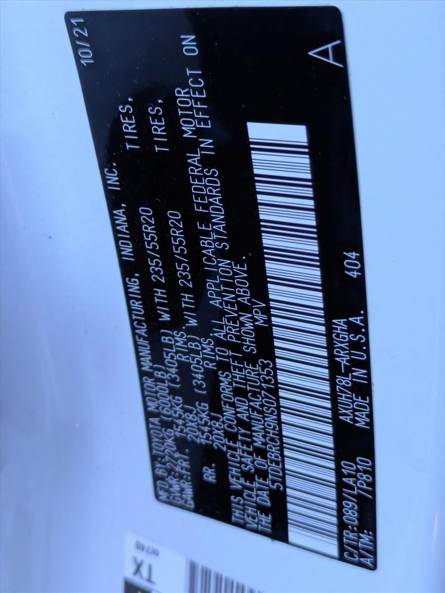 2022 Toyota Highlander Hybrid Platinum AWD (Natl)