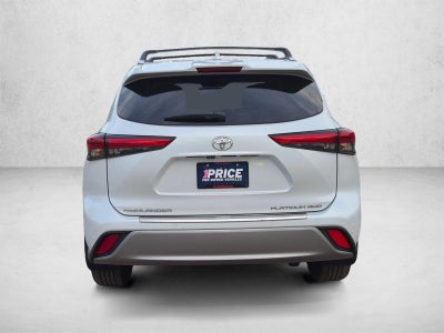 2022 Toyota Highlander Platinum AWD (Natl)