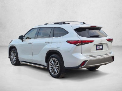 2022 Toyota Highlander Platinum AWD (Natl)