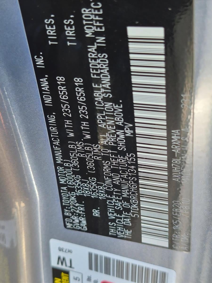 2023 Toyota Highlander Hybrid XLE AWD (Natl)