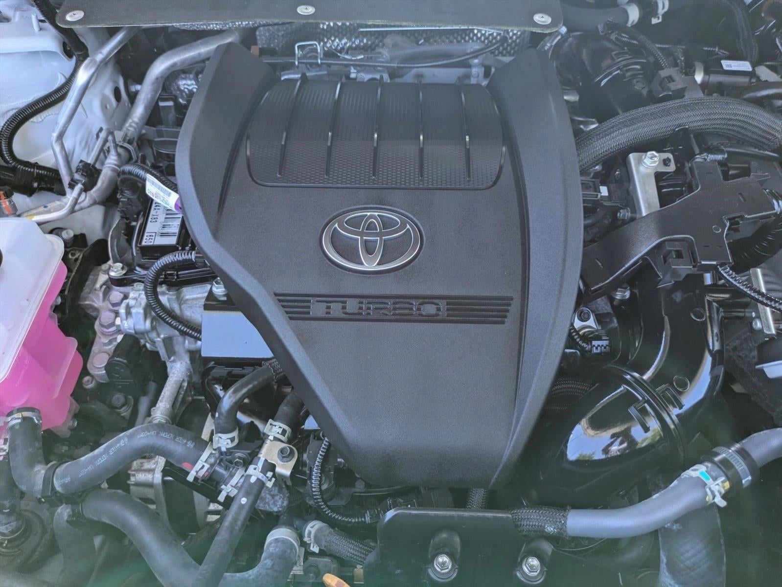 2024 Toyota Highlander XLE FWD (Natl)