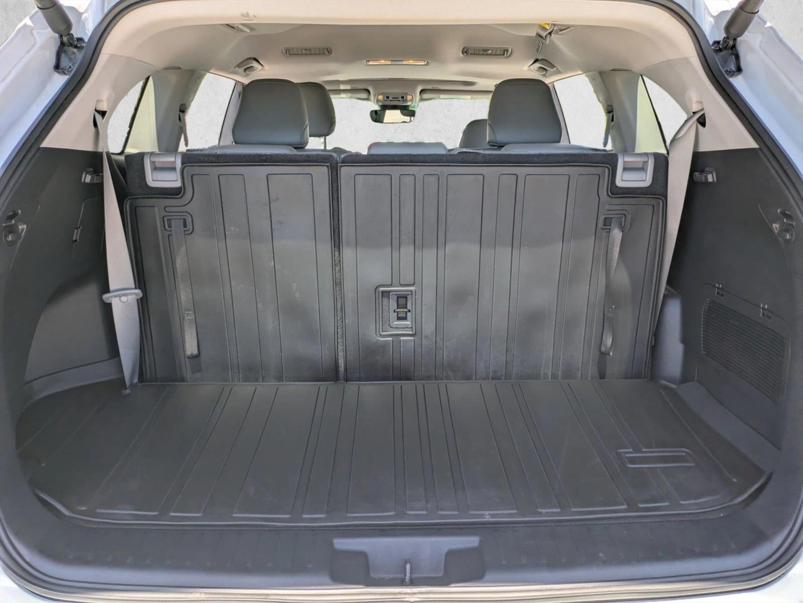 2024 Toyota Highlander XLE FWD (Natl)