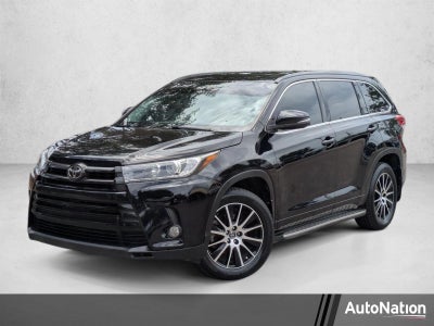 2017 Toyota Highlander SE V6 FWD (Natl)