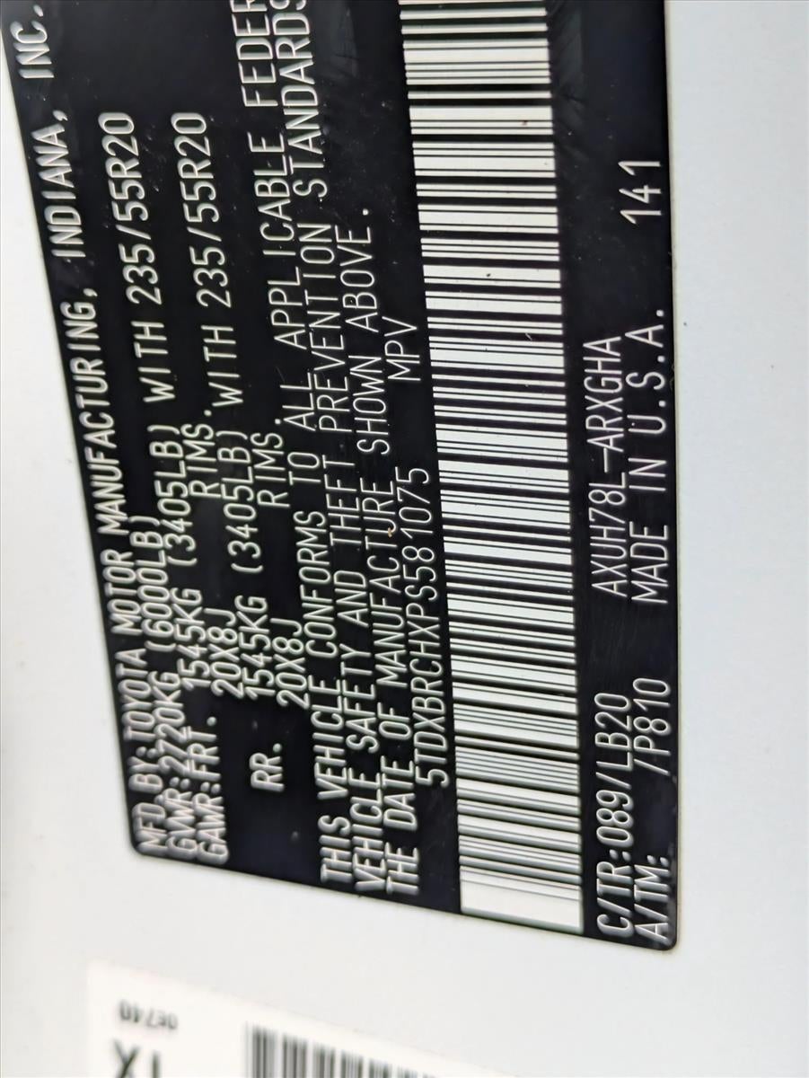 2023 Toyota Highlander Hybrid Limited AWD (Natl)