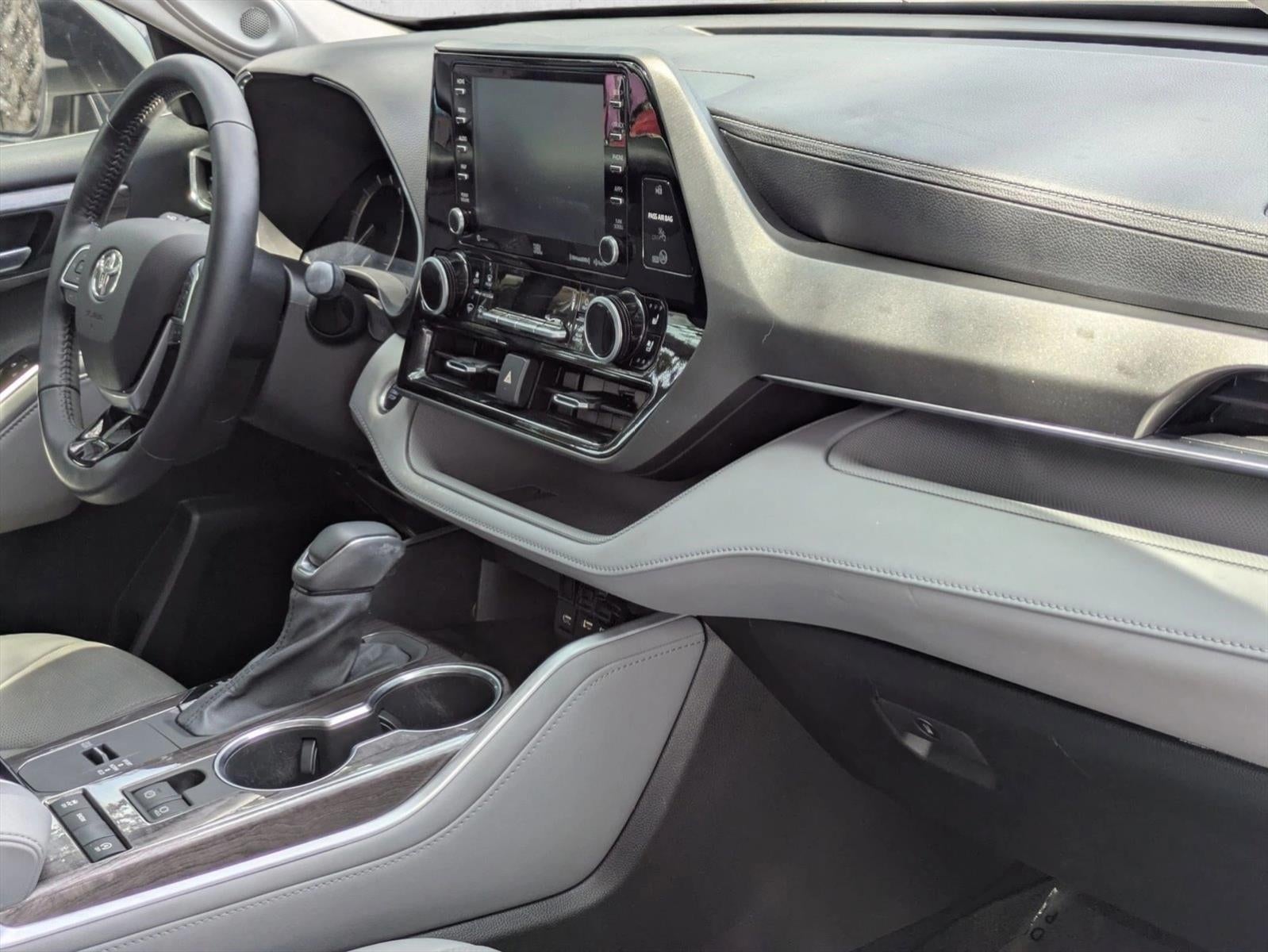 2021 Toyota Highlander Limited FWD (GS)